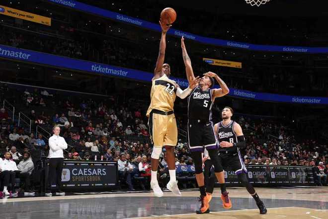 9連敗聯(lián)盟墊底！國王惜敗奇才 德羅贊32分拉文35分單節(jié)18分