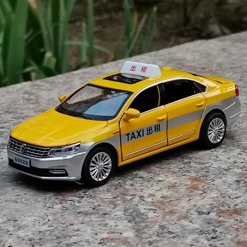 玩轉(zhuǎn)京城記憶 紅旗H7出租車合金模型的童趣與魅力